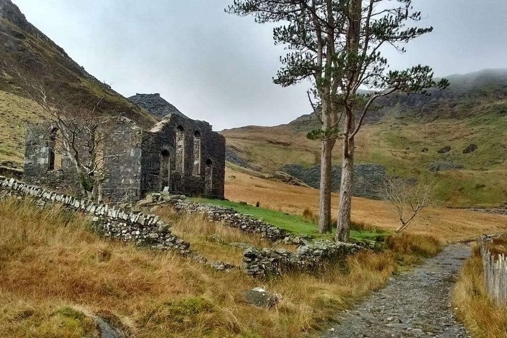 Mountain Walks Straight From The Doorstep Villa Blaenau Ffestiniog Exterior foto